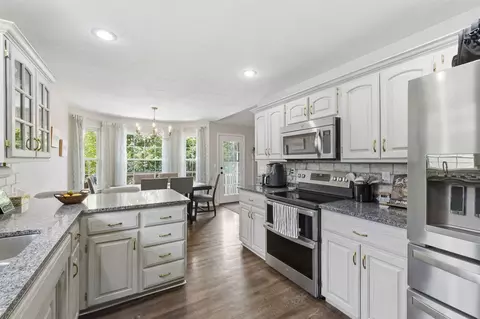 2122 W Melbourne Ct, Springfield, MO 65810 photo 9