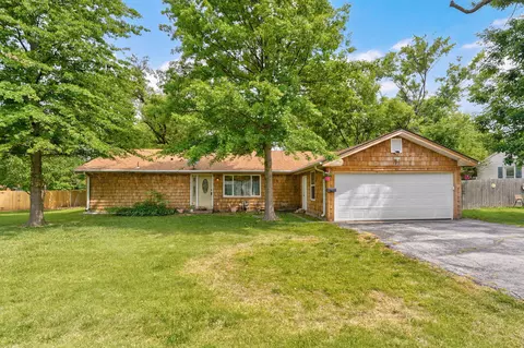 731 W Whiteside St, Springfield, MO 65807