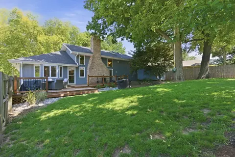 Exterior - 3407 S Valley View Ave, Springfield, MO 65804 photo 5 of 7