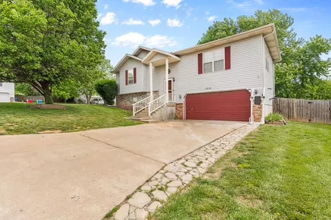 2604 S Lotus St, Ozark, MO 65721 photo 3
