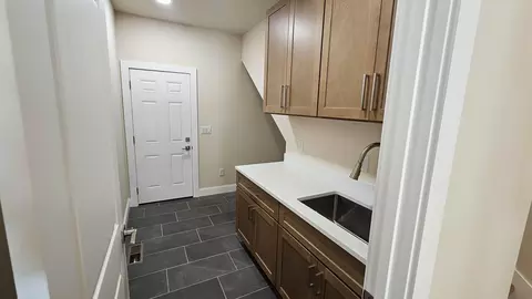630 Rochester Rd, Sparta, MO 65753 photo 10