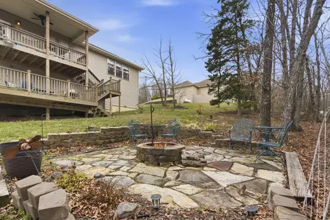 Exterior - 479 Southview Dr, Branson, MO 65616 photo 6 of 10