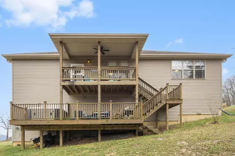Exterior - 479 Southview Dr, Branson, MO 65616 photo 7 of 10