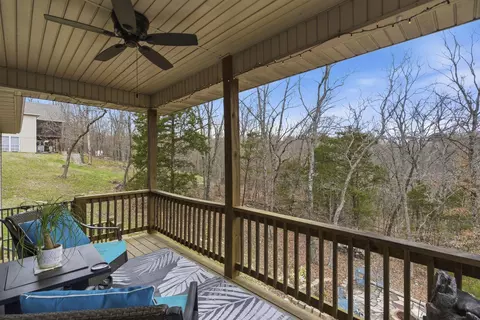 Exterior - 479 Southview Dr, Branson, MO 65616 photo 2 of 10