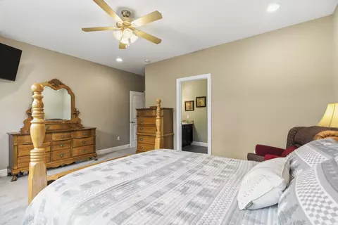 Bedroom - 479 Southview Dr, Branson, MO 65616 photo 2 of 6