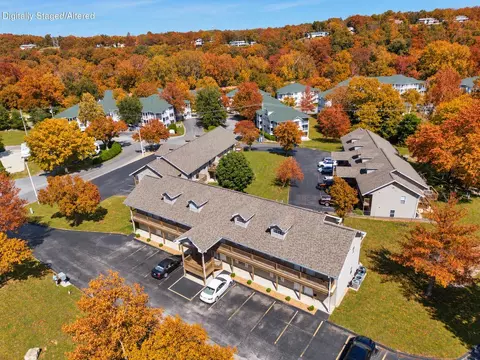 View/Area - 28 Fall Creek Dr #8, Branson, MO 65616 photo 2 of 29