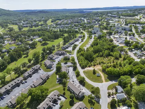 View/Area - 28 Fall Creek Dr #8, Branson, MO 65616 photo 5 of 27