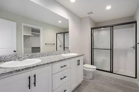 Bath - 5607 W Pine St, Springfield, MO 65802 photo 1 of 2
