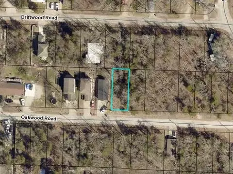 4175 Oakwood Rd, Merriam Woods, MO 65740
