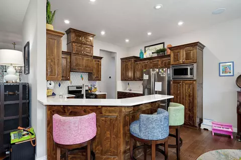 Kitchen - 1653 N Oakfair Pl, Springfield, MO 65802 photo 1 of 4