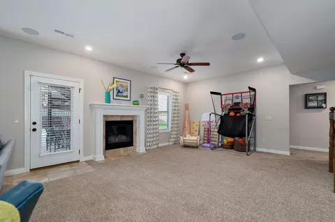 Living - 1653 N Oakfair Pl, Springfield, MO 65802 photo 5 of 5