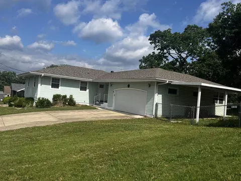 10 Bluebird Dr, Kimberling City, MO 65686