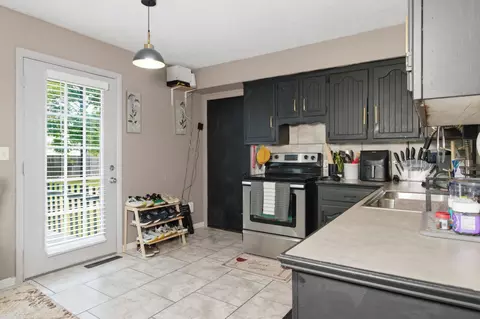Kitchen - 2804 W Whiteside St, Springfield, MO 65807 photo 2 of 3