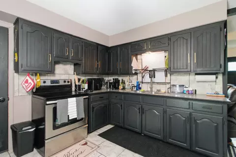 Kitchen - 2804 W Whiteside St, Springfield, MO 65807 photo 3 of 3