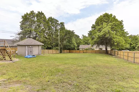 Exterior - 654656 Pine Ridge St, Marshfield, MO 65706 photo 11 of 16