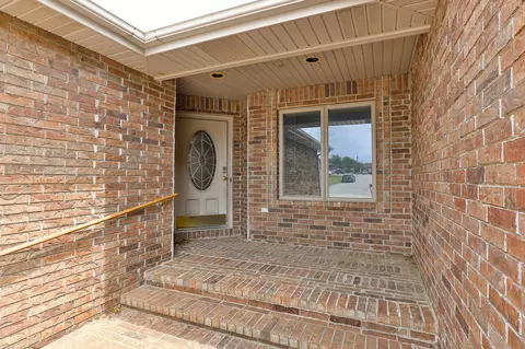 Exterior - 654656 Pine Ridge St, Marshfield, MO 65706 photo 5 of 16