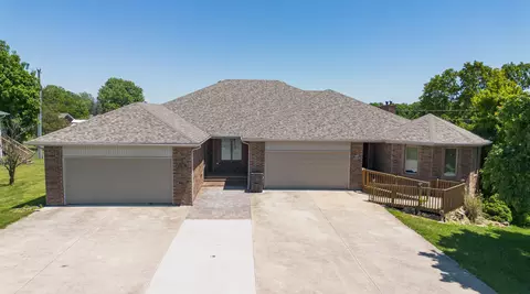 Exterior - 654656 Pine Ridge St, Marshfield, MO 65706 photo 2 of 16