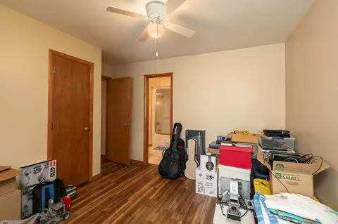 Bedroom - 654656 Pine Ridge St, Marshfield, MO 65706 photo 8 of 9