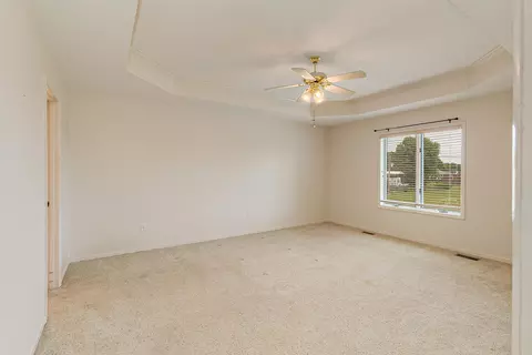 Bedroom - 654656 Pine Ridge St, Marshfield, MO 65706 photo 1 of 9