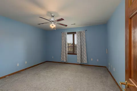 Bedroom - 654656 Pine Ridge St, Marshfield, MO 65706 photo 5 of 9