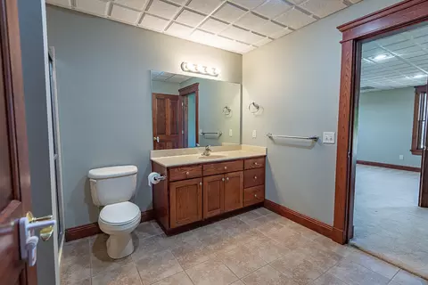 Bath - 449 Greenway Dr, Galena, MO 65656 photo 11 of 11