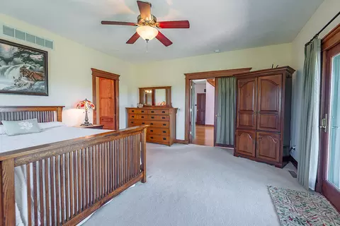 Bedroom - 449 Greenway Dr, Galena, MO 65656 photo 8 of 9