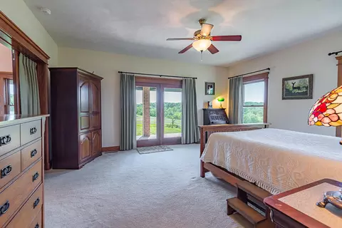 Bedroom - 449 Greenway Dr, Galena, MO 65656 photo 9 of 9