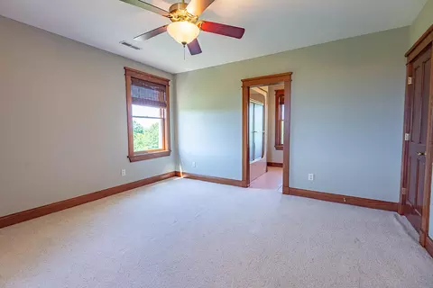 Bedroom - 449 Greenway Dr, Galena, MO 65656 photo 4 of 9