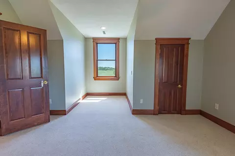 Bedroom - 449 Greenway Dr, Galena, MO 65656 photo 5 of 9