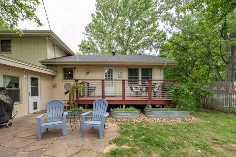 Exterior - 3032 E Covington St, Springfield, MO 65804 photo 10 of 11