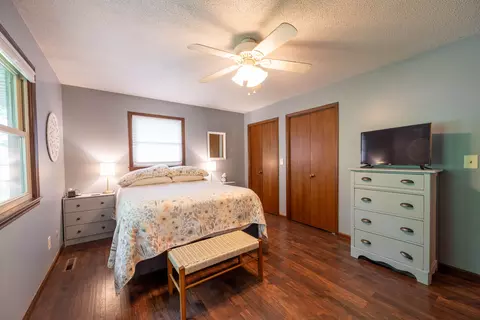 Bedroom - 3032 E Covington St, Springfield, MO 65804 photo 2 of 8