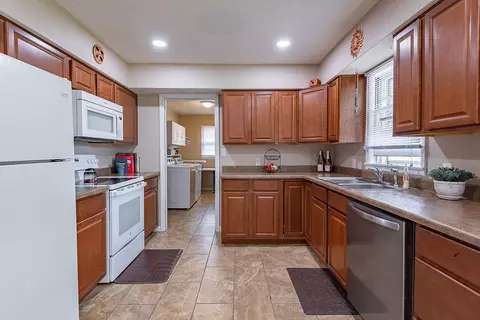 Kitchen - 2161 E Latoka St, Springfield, MO 65804 photo 1 of 3