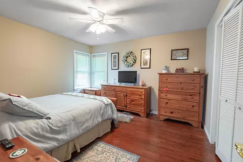 Bedroom - 2161 E Latoka St, Springfield, MO 65804 photo 2 of 2