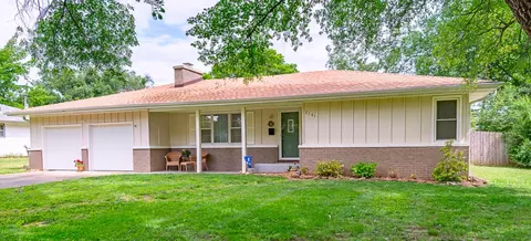 Exterior - 2161 E Latoka St, Springfield, MO 65804 photo 5 of 8