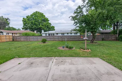 Exterior - 2161 E Latoka St, Springfield, MO 65804 photo 8 of 8