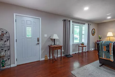 Entry Way - 2161 E Latoka St, Springfield, MO 65804 photo 1 of 1