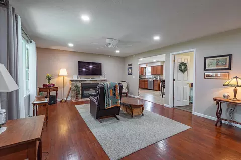 Living - 2161 E Latoka St, Springfield, MO 65804 photo 1 of 3