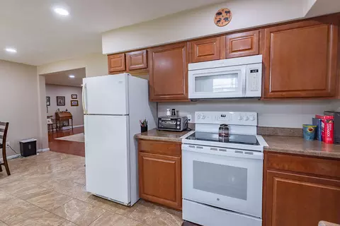 Kitchen - 2161 E Latoka St, Springfield, MO 65804 photo 2 of 3