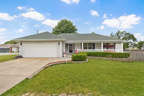 812 Timberland Cir, Mount Vernon, MO 65712