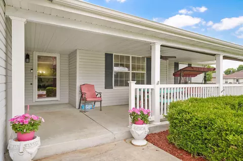 812 Timberland Cir, Mount Vernon, MO 65712