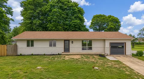 1175 Lincoln Ave, West Plains, MO 65775