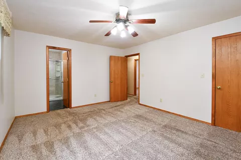 Bedroom - 1194 State Highway Dd, Marshfield, MO 65706 photo 2 of 6