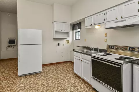 Kitchen - 1194 State Highway Dd, Marshfield, MO 65706 photo 8 of 8