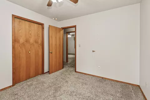 Bedroom - 1194 State Highway Dd, Marshfield, MO 65706 photo 4 of 6