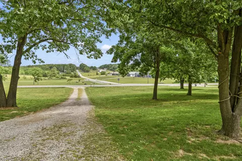 Exterior - 1194 State Highway Dd, Marshfield, MO 65706 photo 2 of 14