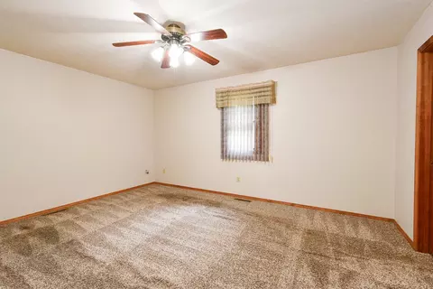 Bedroom - 1194 State Highway Dd, Marshfield, MO 65706 photo 1 of 6