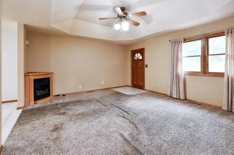 Living - 1194 State Highway Dd, Marshfield, MO 65706 photo 1 of 7