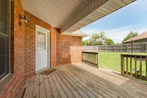 Exterior - 3322 S Saratoga Ave, Springfield, MO 65804 photo 6 of 9