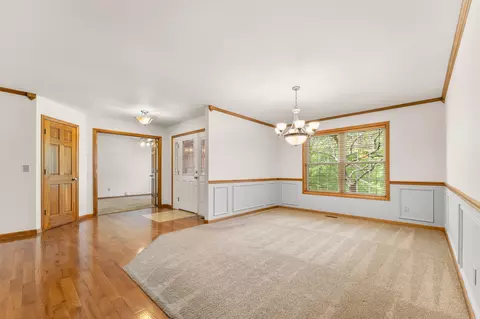 Living - 3322 S Saratoga Ave, Springfield, MO 65804 photo 1 of 5