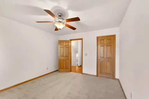 Bedroom - 3322 S Saratoga Ave, Springfield, MO 65804 photo 5 of 9
